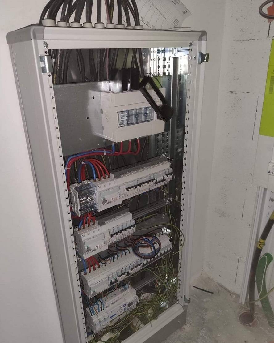Armoire-electrique-panier-Bio-thiers