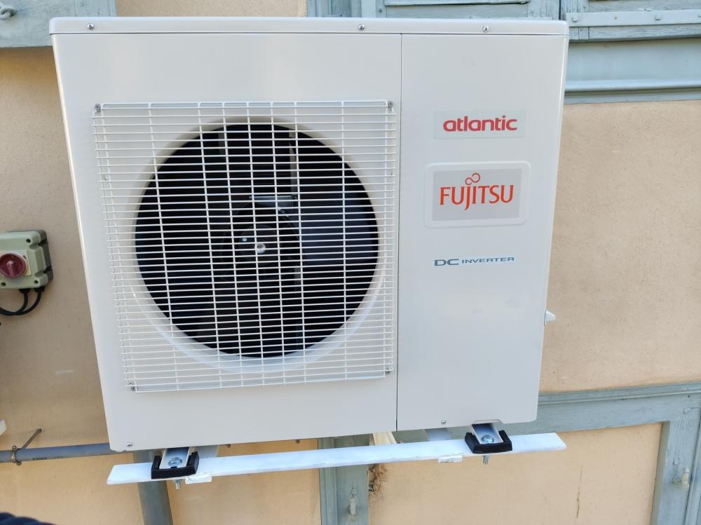 Climatisation-groupe-exterieur-AMBERT